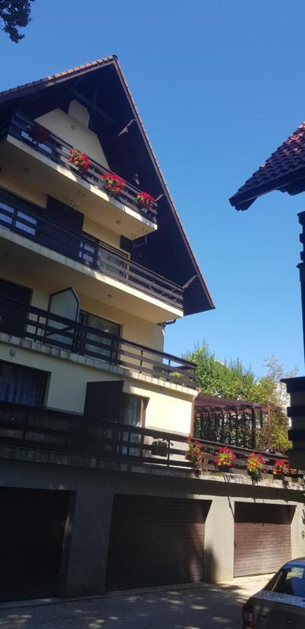 Apartament Kalinderu K1 Buşteni Exteriér fotografie